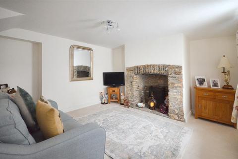 3 bedroom cottage for sale, High Street, Henstridge