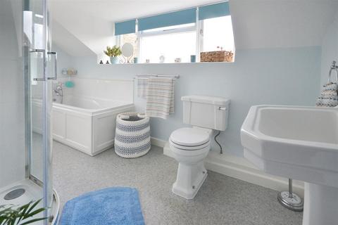 Sheilas Cottage High Street, Henstridge, Templecombe, BA8 0RA