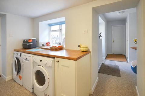 Sheilas Cottage High Street, Henstridge, Templecombe, BA8 0RA