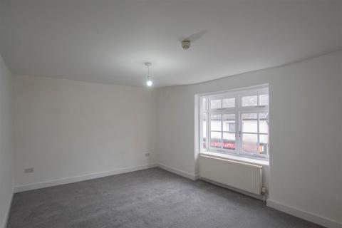 2 bedroom flat to rent, Queen Street, Haverhill CB9