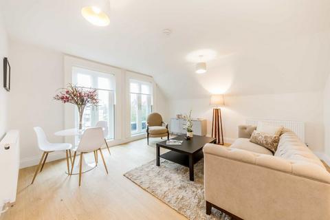 1 bedroom flat for sale, Blenheim Road, Raynes Park SW20