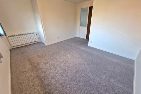 1 bedroom flat to rent, Colehill Crescent, Bournemouth BH9