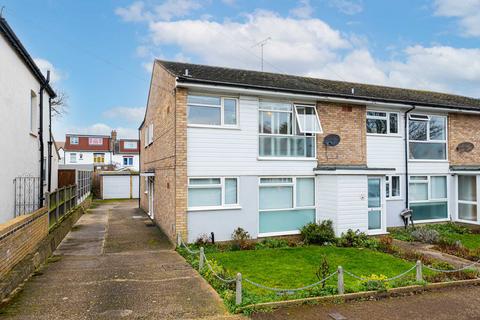 2 bedroom maisonette for sale, Chalkwell Park Drive, Leigh-on-sea, SS9