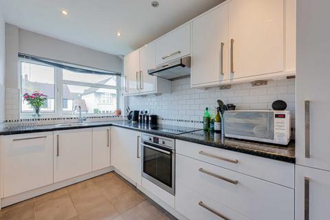 2 bedroom maisonette for sale, Chalkwell Park Drive, Leigh-on-sea, SS9