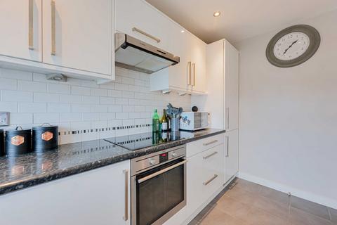 2 bedroom maisonette for sale, Chalkwell Park Drive, Leigh-on-sea, SS9