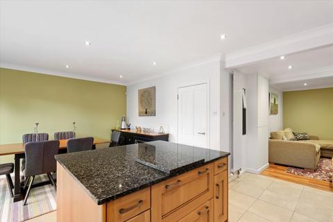 4 bedroom townhouse for sale, Calderwood Court, Montpellier Parade, Cheltenham, Gloucestershire, GL50