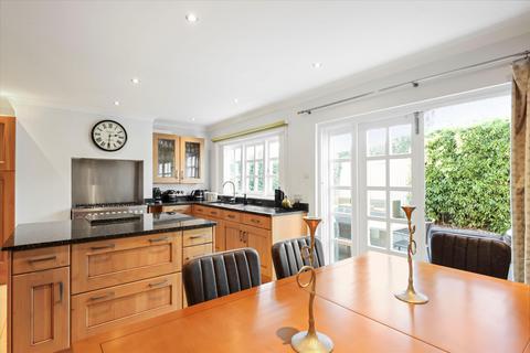 undefined, Calderwood Court, Montpellier Parade, Cheltenham, Gloucestershire, GL50