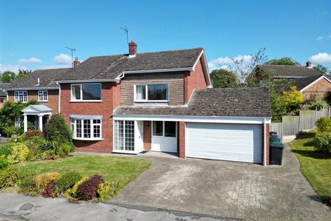 4 bedroom detached house for sale, Meadow Rise, Church Broughton, Derby