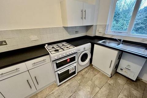 1 bedroom flat to rent, Cornmow Drive, London, NW10