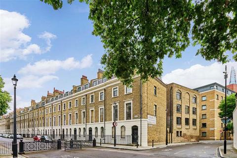 2 bedroom flat for sale, Trinity Church Square, London SE1