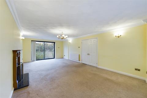 5 bedroom detached house for sale, Briarwood, Finchampstead, Wokingham, Berkshire, RG40