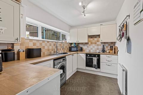 3 bedroom terraced house for sale, Seaford Road, Crawley RH11