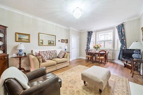 5 bedroom end of terrace house for sale, St. Marks Avenue, Harrogate, HG2