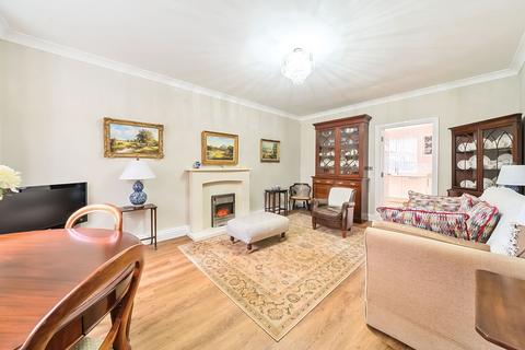 5 bedroom end of terrace house for sale, St. Marks Avenue, Harrogate, HG2