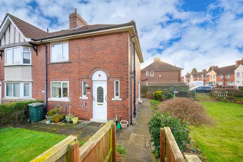 3 bedroom terraced house for sale, Britannia Road, Leeds, LS27