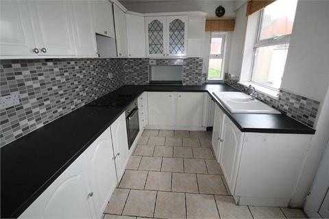 3 bedroom house to rent, New Street, Lutterworth