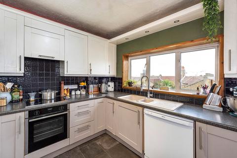 7 Congo Road, London, SE18 1TF