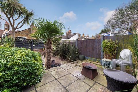 7 Congo Road, London, SE18 1TF