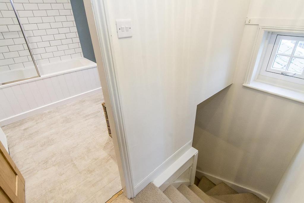 030.jpg