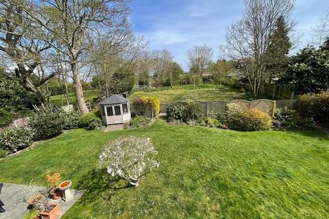 Acorns Westerfield Road, Westerfield, Ipswich, IP6 9AJ