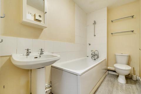 2 bedroom flat for sale, Rossetti Road, Bermondsey