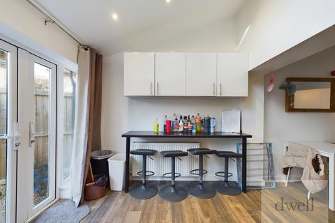 undefined, Estcourt Terrace, Headingley, Leeds, LS6
