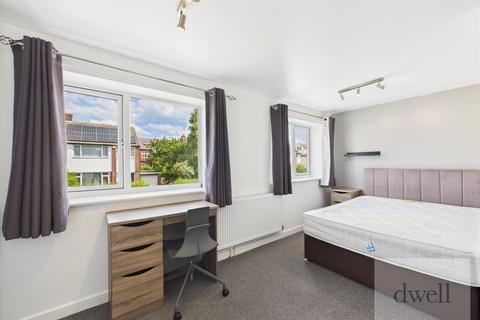 undefined, Estcourt Terrace, Headingley, Leeds, LS6