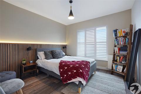 227a Cliffe Road, Rochester, ME2 3DL
