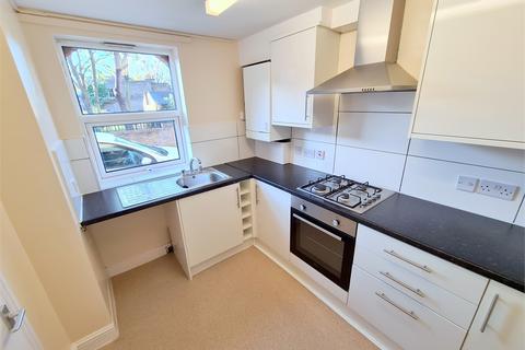 3 bedroom end of terrace house to rent, Pages Walk, Bermondsey, London,