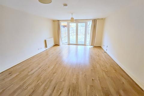 3 bedroom end of terrace house to rent, Pages Walk, Bermondsey, London,