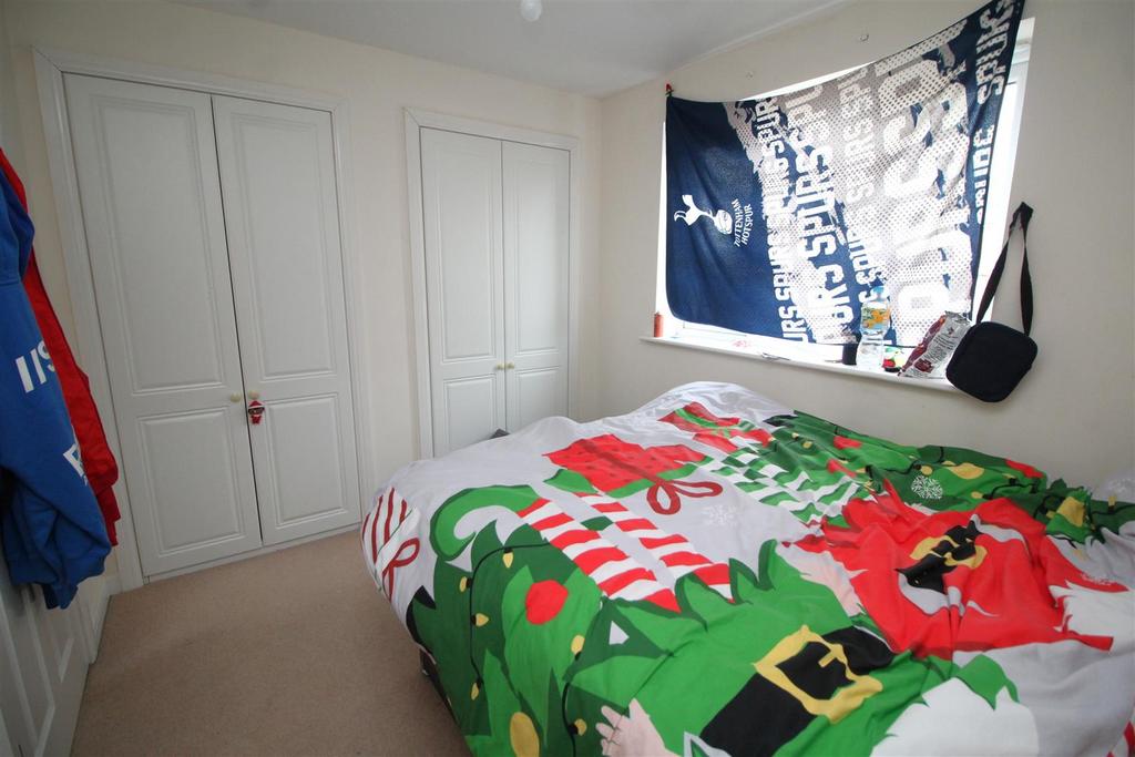 Bedroom 3 .JPG