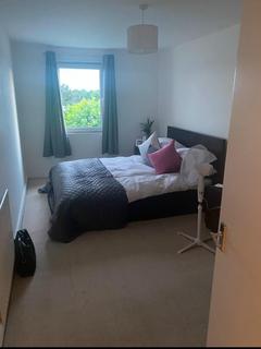 1 bedroom flat to rent, Cedar House, Melliss Avenue, Richmond