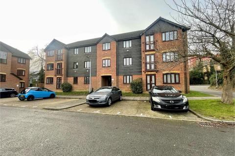 1 bedroom flat to rent, Tippett Court, London Road, Stevenage, SG1 1XR