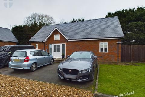 2 bedroom barn conversion to rent, Woodlands Barns, Aylesbury