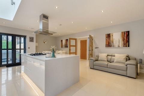 4 The Acres, Linton, Wetherby, LS22 4HG