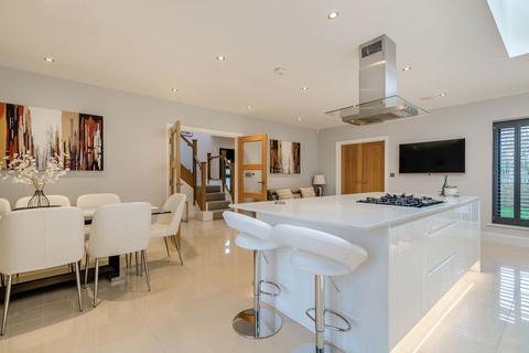 4 The Acres, Linton, Wetherby, LS22 4HG