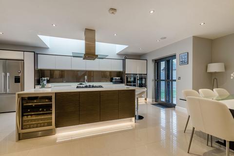 4 The Acres, Linton, Wetherby, LS22 4HG