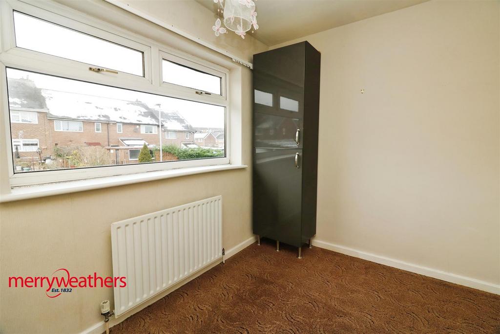 Rear bedroom