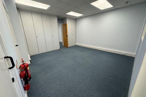 Office to rent, Ground Floor, F6 Fareham Heights, Standard Way, Fareham, PO16 8XT