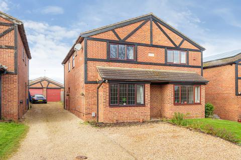 3 bedroom semi-detached house for sale, Rydes Hill Road, Chittys Common, Guildford, Surrey, GU2