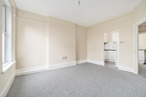 1 bedroom flat to rent, Catford Broadway, London, SE6 4SP