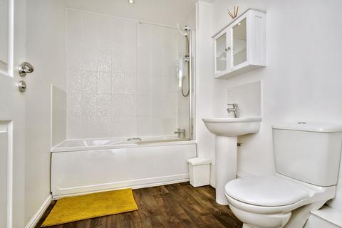 Flat 11, 4 Arneil Drive, Edinburgh, EH5 2GR