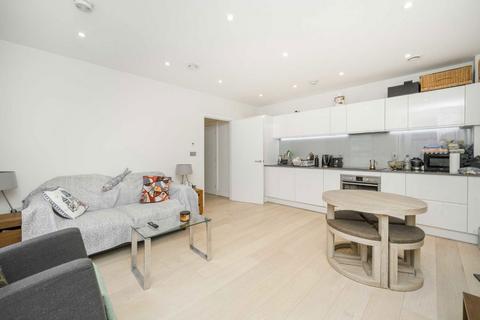 2 bedroom flat for sale, King Street, London W6