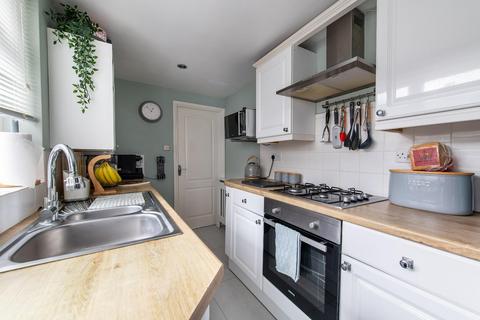 2 bedroom terraced house for sale, Wellington Road, West Dartford