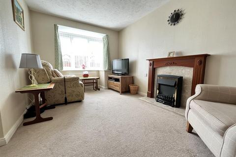 2 bedroom house for sale, Sourton Place, Daventry