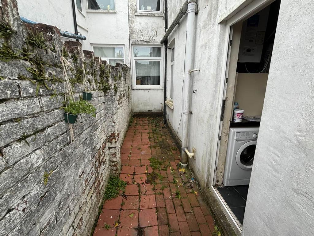 Garden 1 (2)