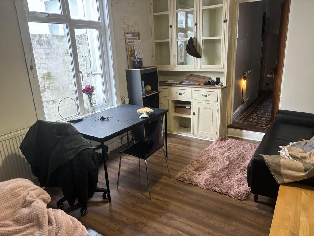 Living room 3