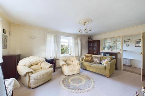 2 bedroom detached bungalow for sale, Camelot Gardens, Sutton-On-Sea LN12