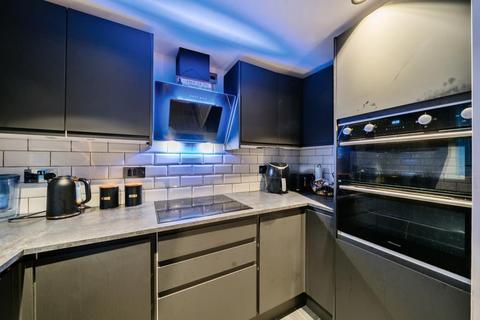 1 bedroom flat for sale, High Wycombe,  Buckinghamshire,  HP11