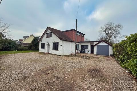 5 bedroom detached bungalow for sale, Harlow Road, Sheering, Bishop's Stortford